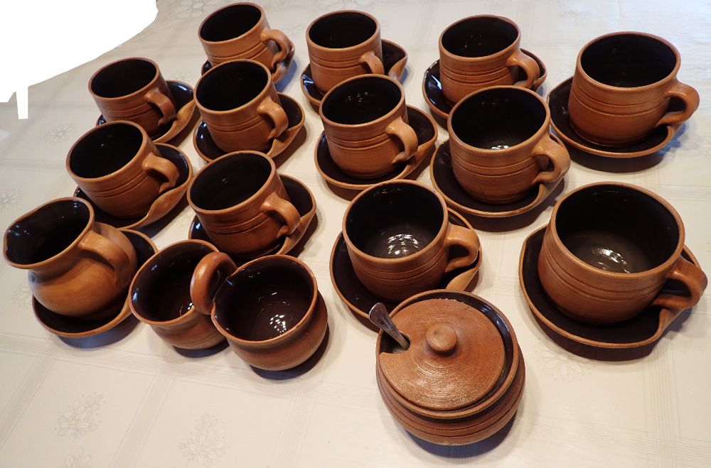 Zestaw hand made serwis z gliny rękodzieło kubki talerzyki dzbanuszek