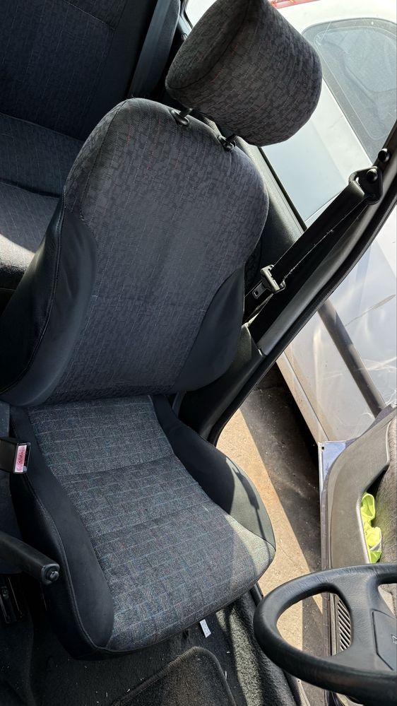 BANCOS CITROEN SAXO 5L