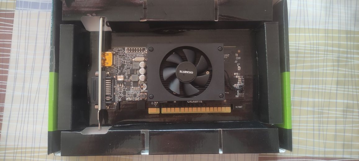 Gigabyte Geforce GT 710 2 ГБ 64 БИТ GDDR5