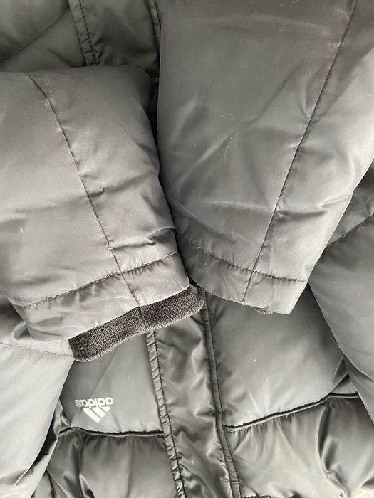 Продам жіночу куртку  adidas