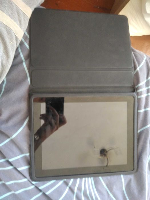 Продам iPad в гарному стані