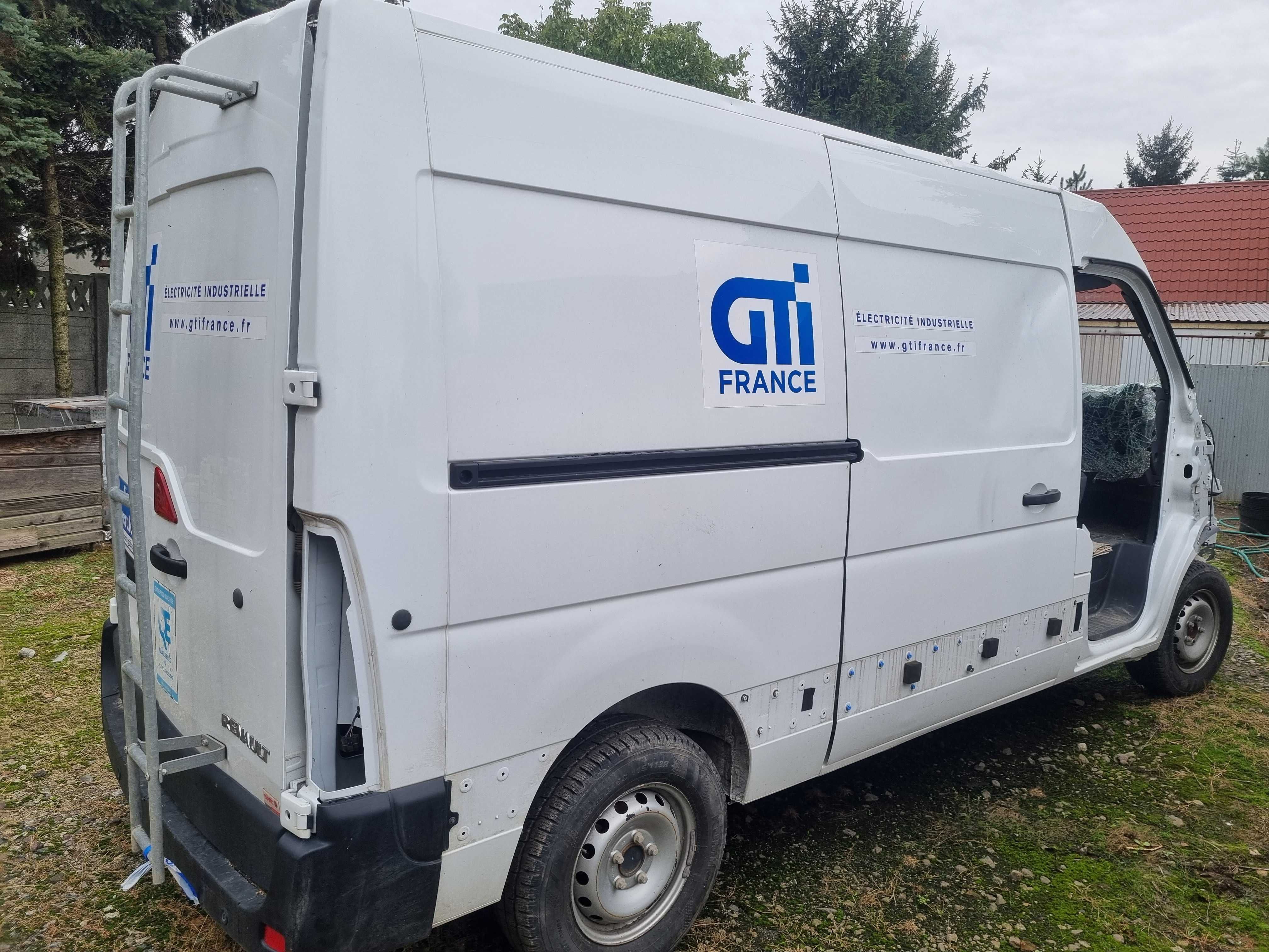 Drzwi cwiartka poszycie renault master III opel movano czesci