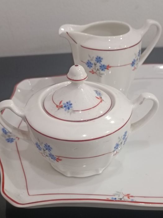 Peças de serviço de café.