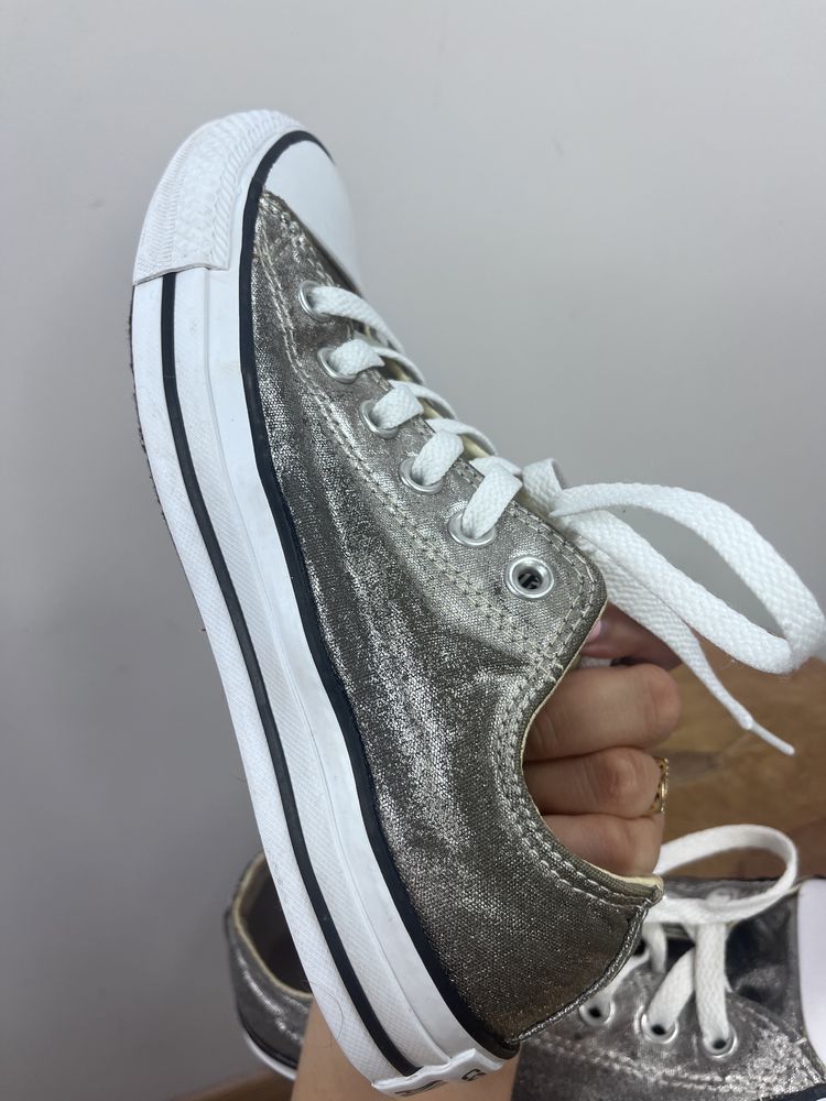 Srebrne metaliczne buty sportowe trampki tenisówki Converse 37,5