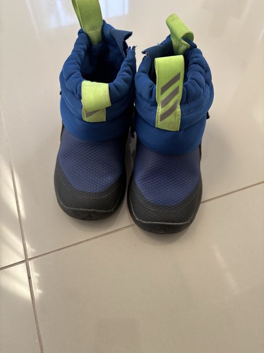 Buty zimowe Adidas rozmiar 25
