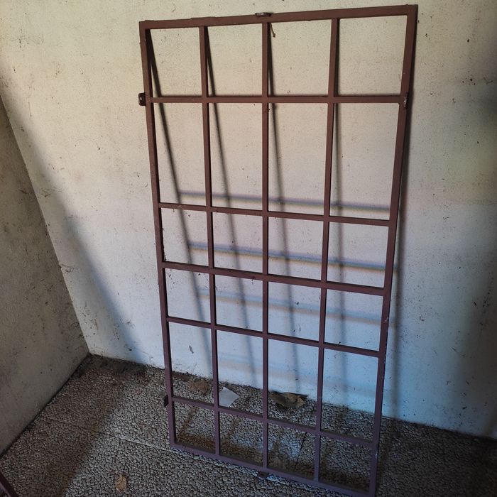 Grades em ferro (diversos usos)