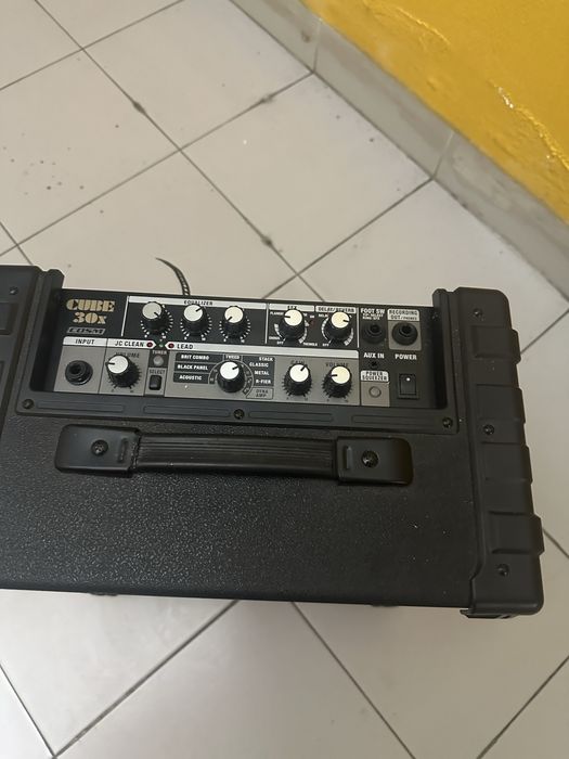 Amplificador Roland CUBE 30X