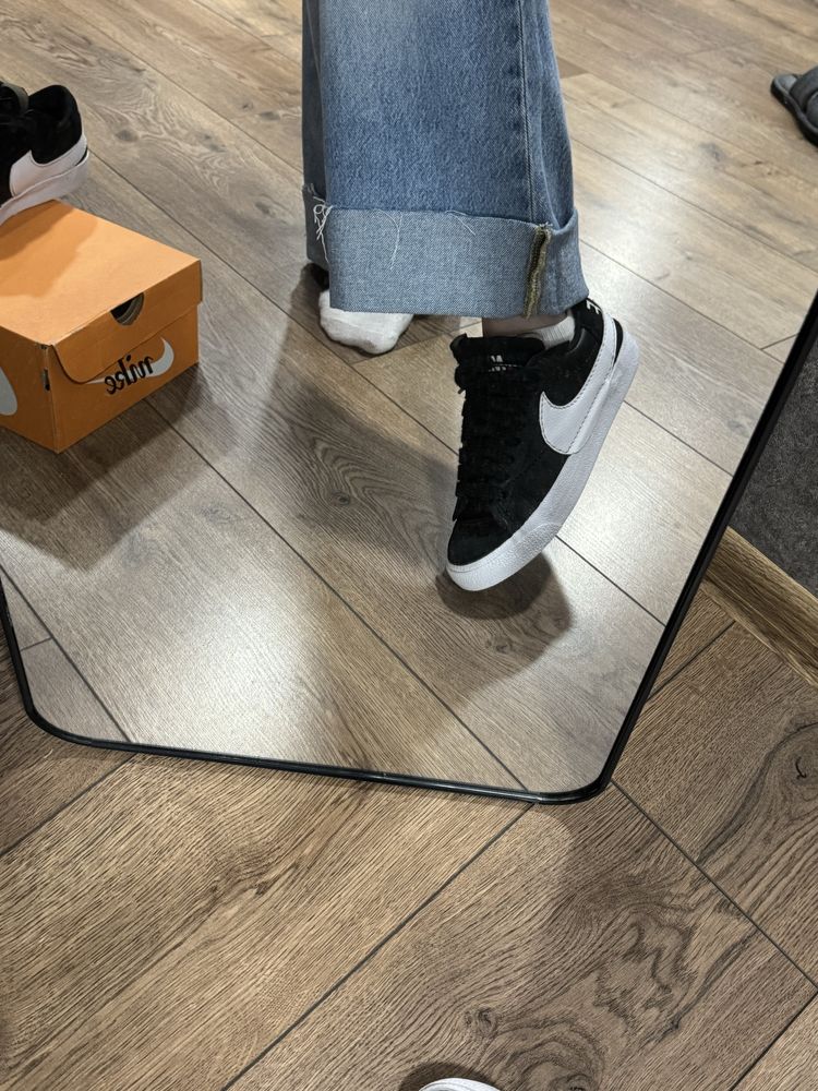 Продаю оригінальні кросівки Nike Blazer Low