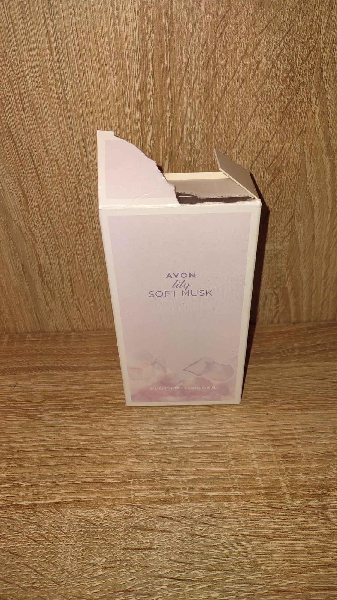 Avon Lily soft Musk