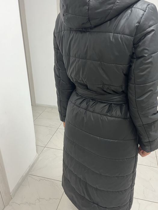 Курточка, довга, з ремінцем