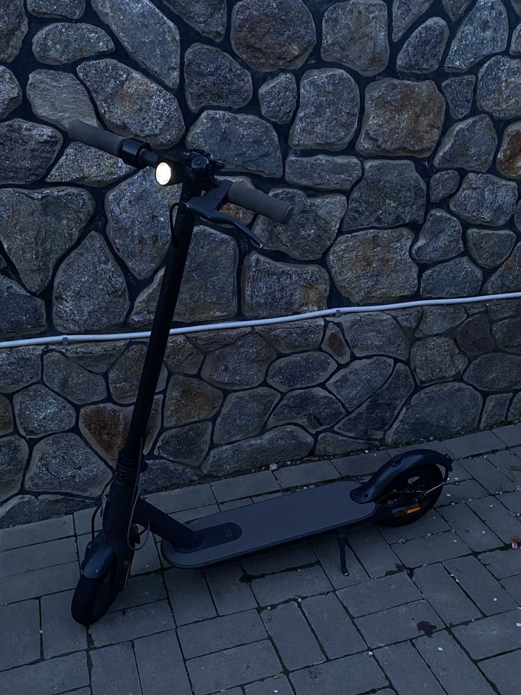 Xiaomi Mi Scooter Essential