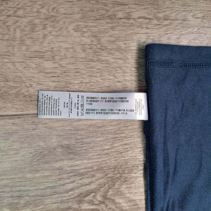 Лонгслив EMPORIO ARMANI р.М оригинал