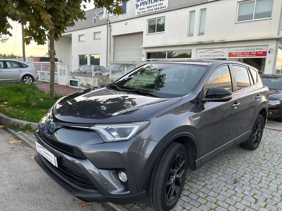 Toyota RAV4 2.5 HSD Pure Dark