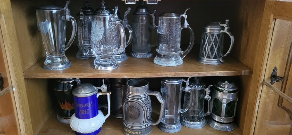 Kufle górnicze pamiątkowe z karczmy piwnej.