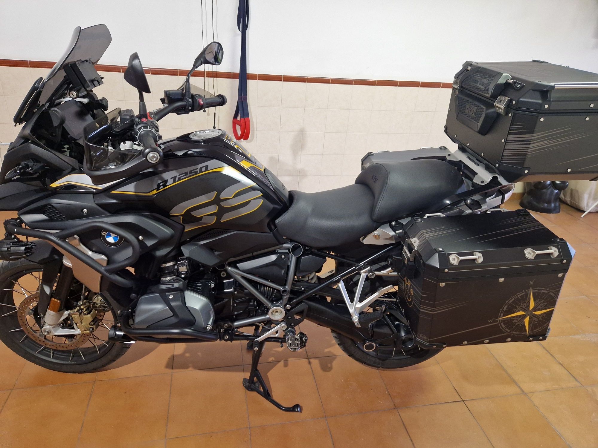 Bmw 1250gs exclusive