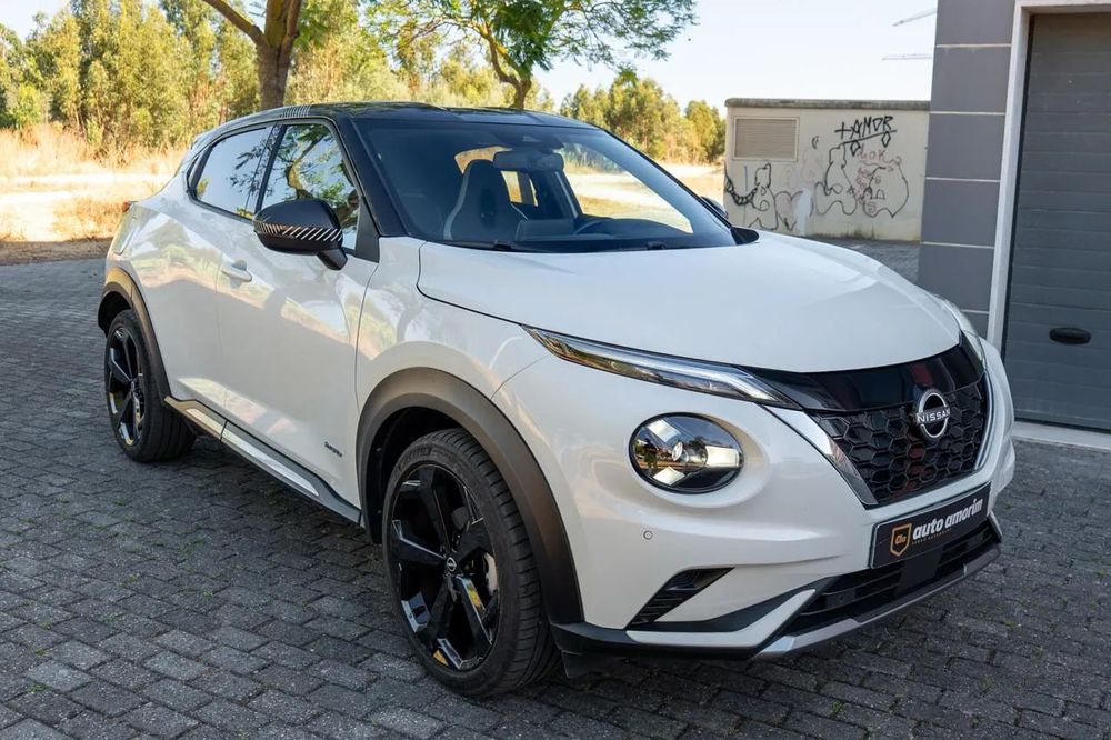 Nissan Juke 1.6 Hybrid N-Design Black