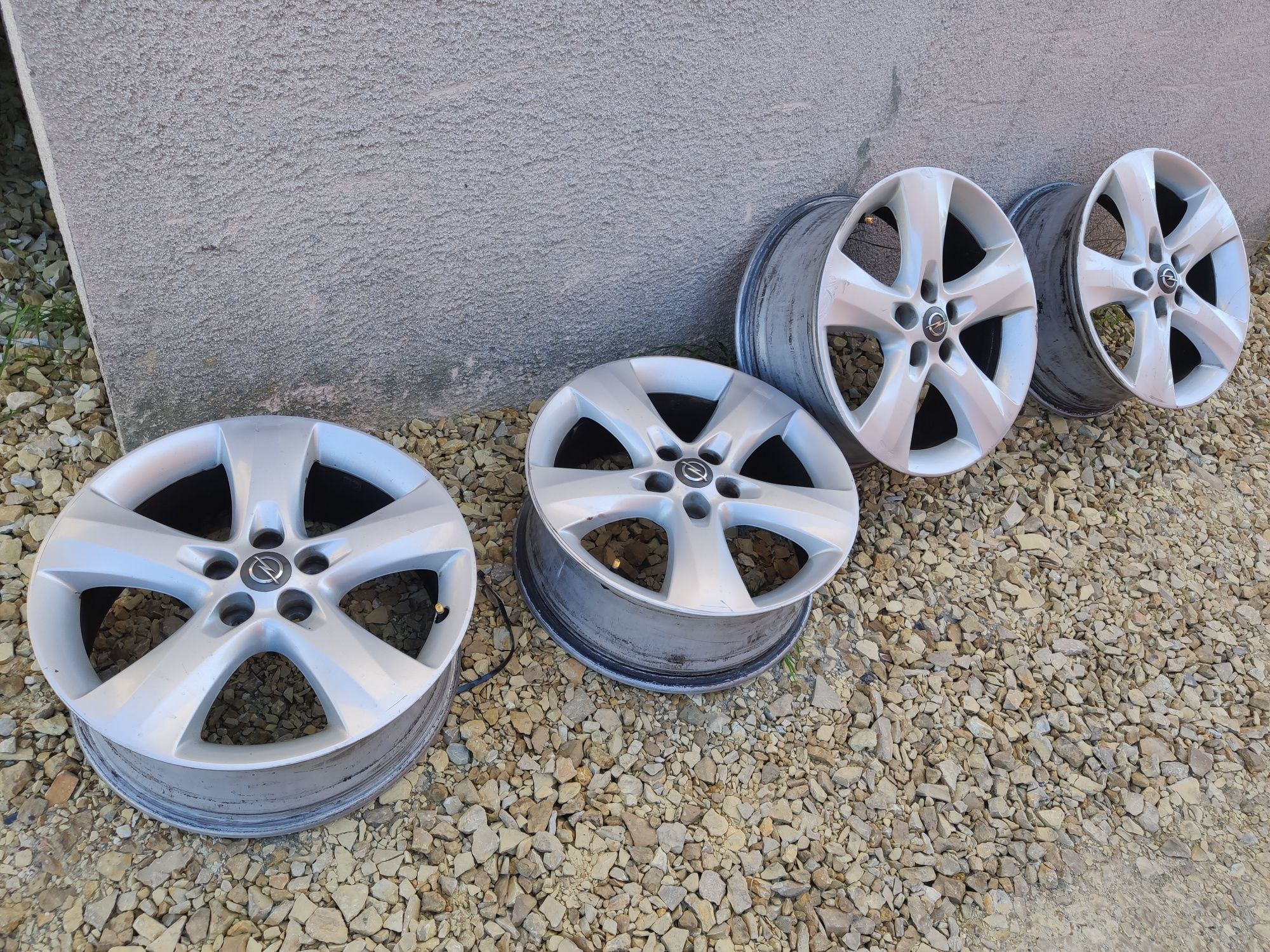 Felgi aluminiowe 17" 5x105 opel astra J K mokka mokka x