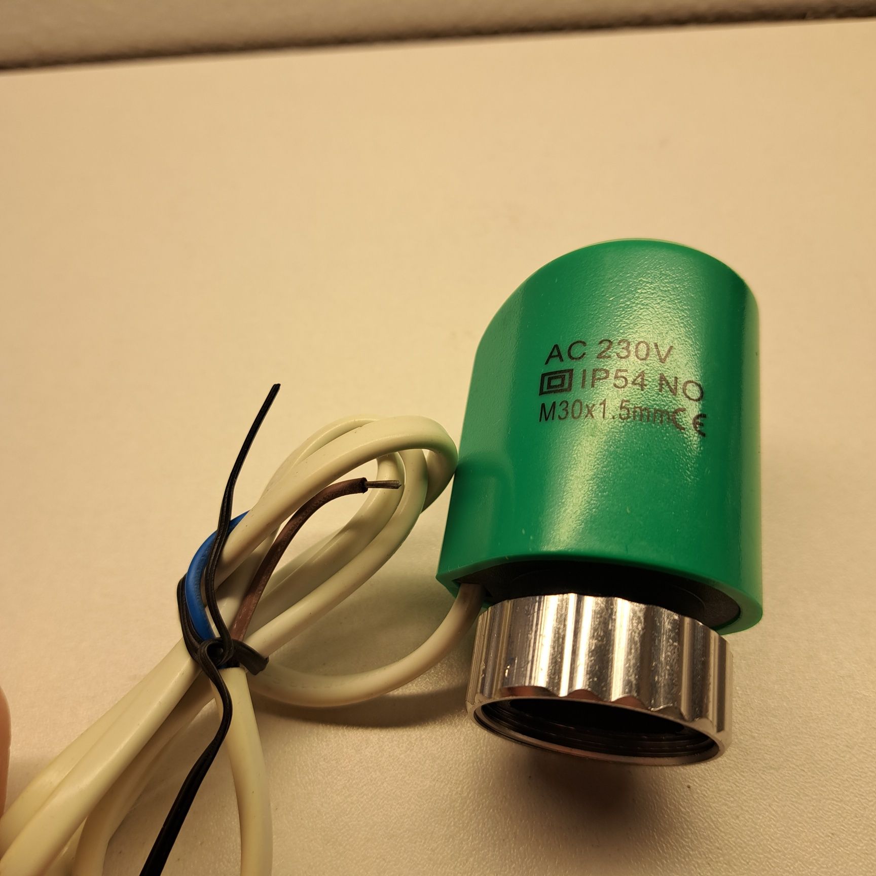 24V 230V NO NC elektryczny siłownik termiczny.