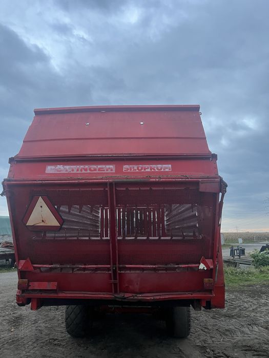 Przyczepa samozbierająca Pottinger Siloprofi 2
