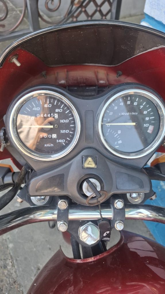 Продам мопед150.