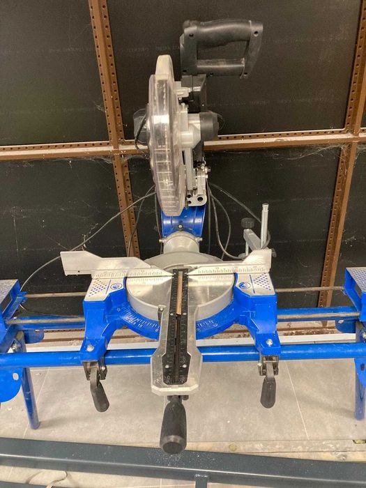 Ukośnica Scheppach HM140L  + stół Scheppach UMF 2000