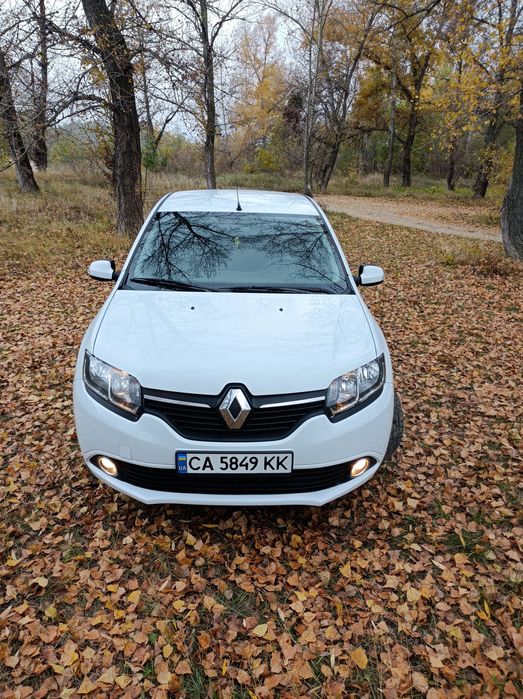 Продам Рено логан 2