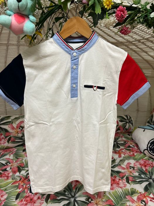 Polo branco para rapaz