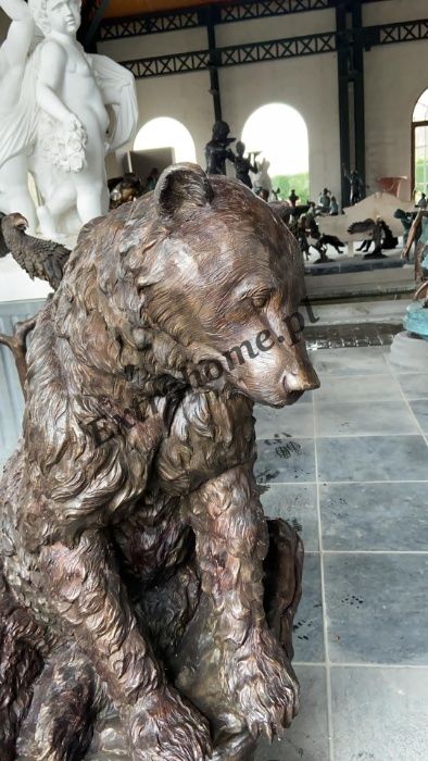 Niedźwiedź, niedźwiadek, miś H150cm rzeźba z brązu