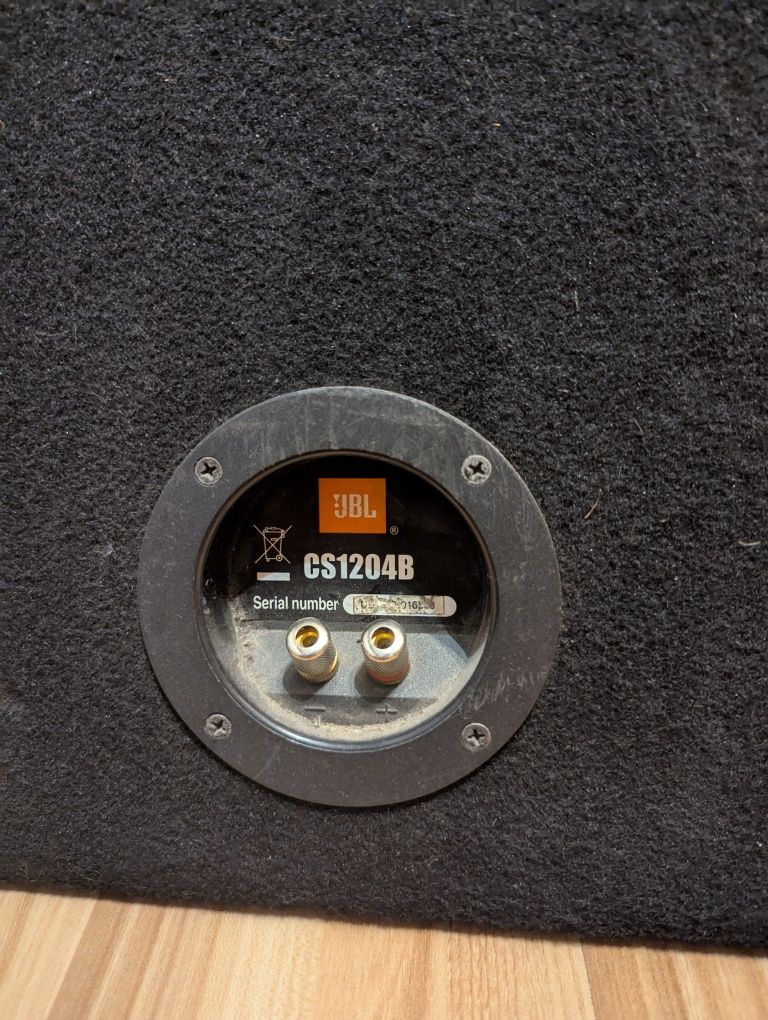 Subwoofer JBL CS1204B + wzmacniacz Fusion EN-3001