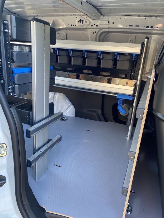 Zabudowa Warsztatowa Sortimo, PEUGEOT PARTNER/ Pułki, Szuflady,Imadło