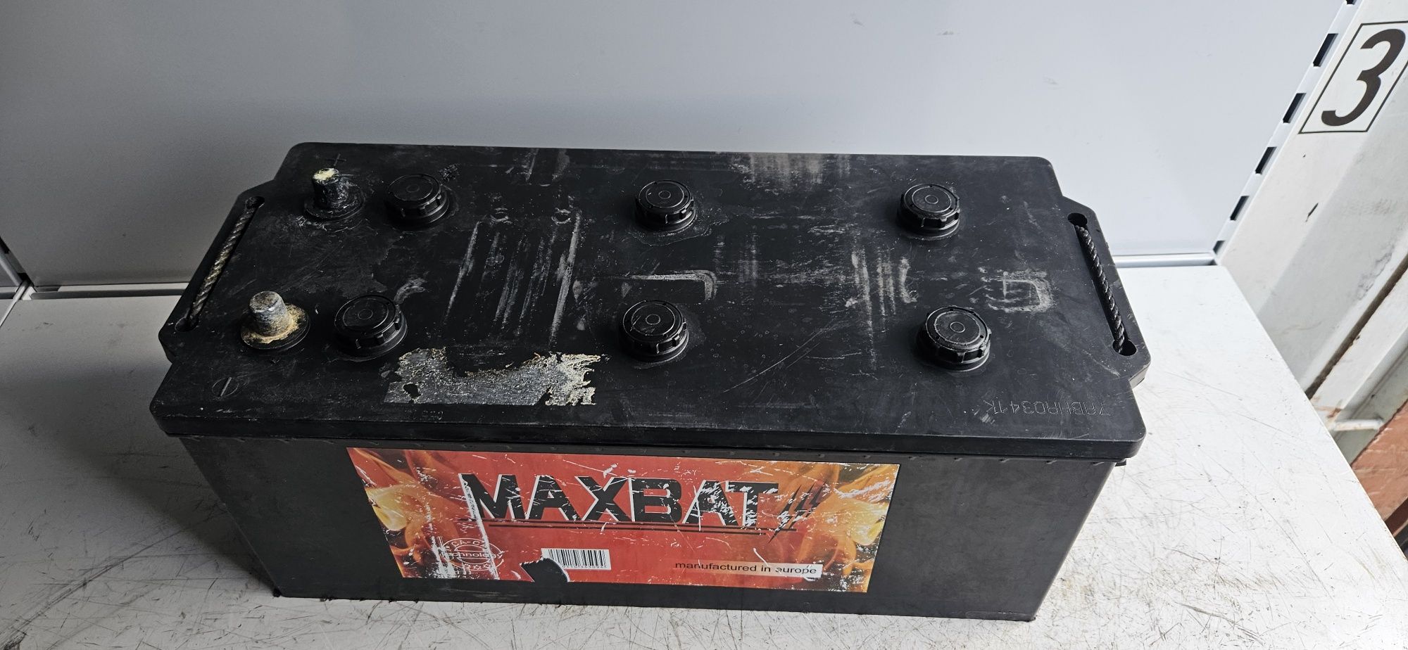 Akumulator rozruchowy Maxbat 180AH 1050A