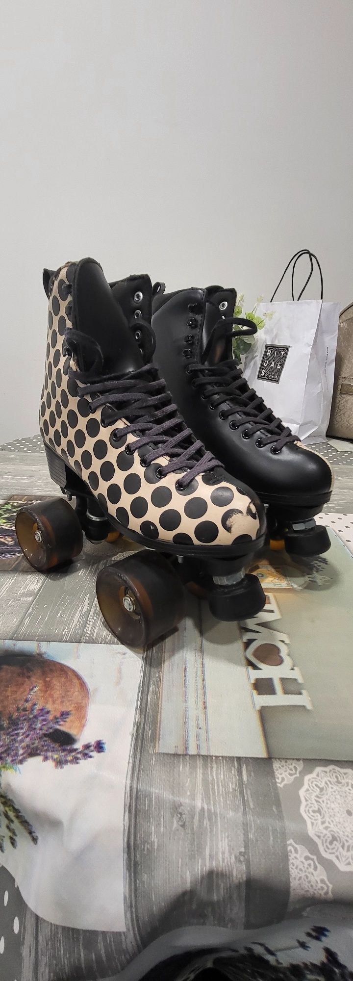 Patins de 4 rodas da narca melissa