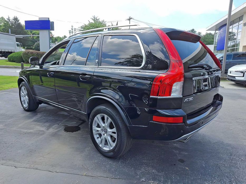 Volvo XC90      2013