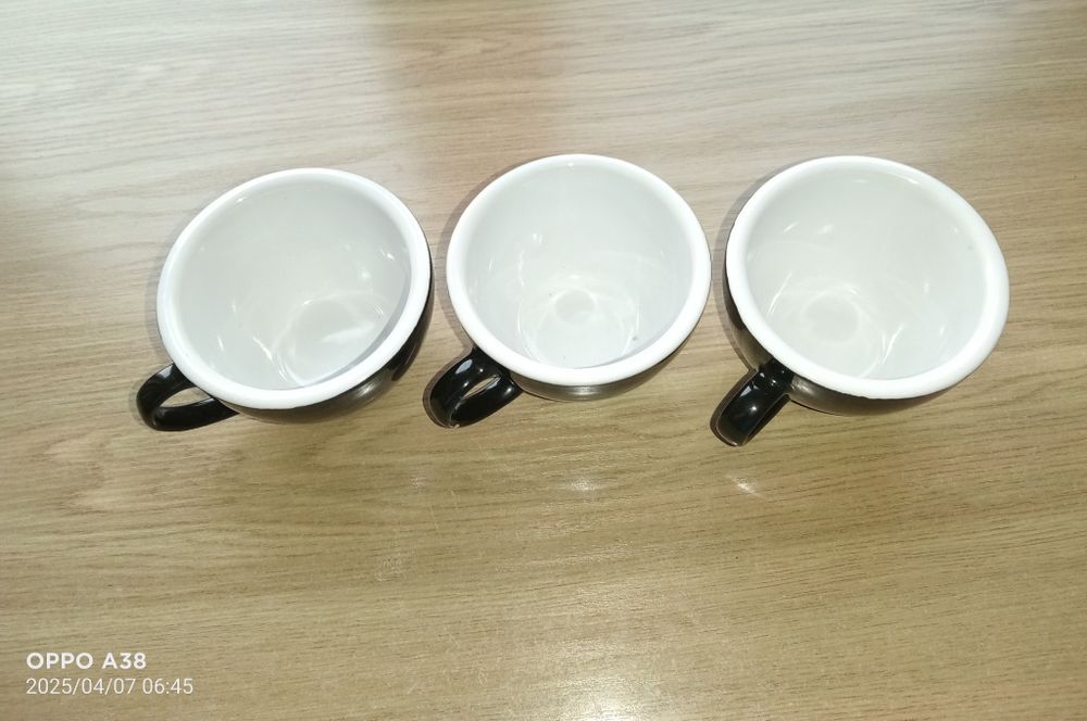 Sprzedam filiżanki do kawy