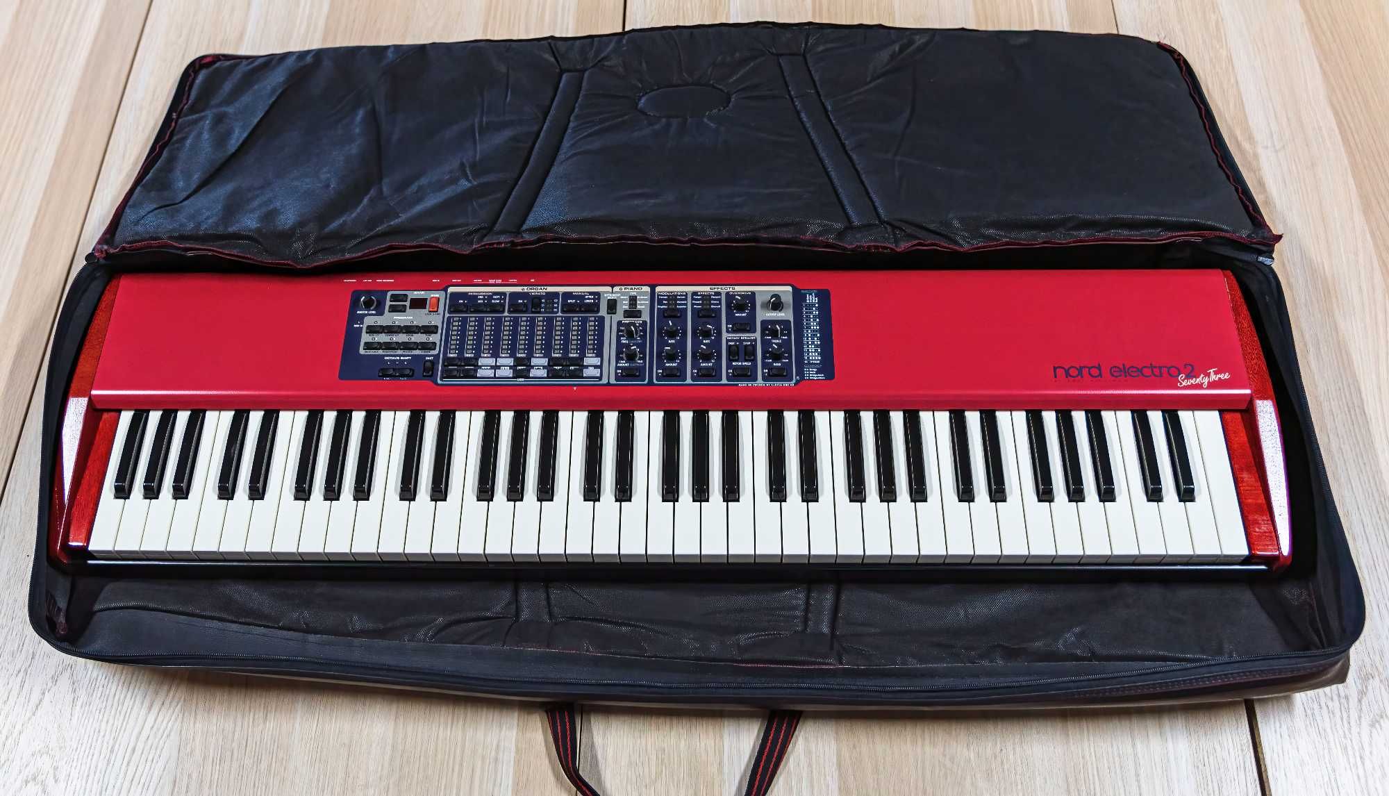 Teclado Nord Electro 2 73