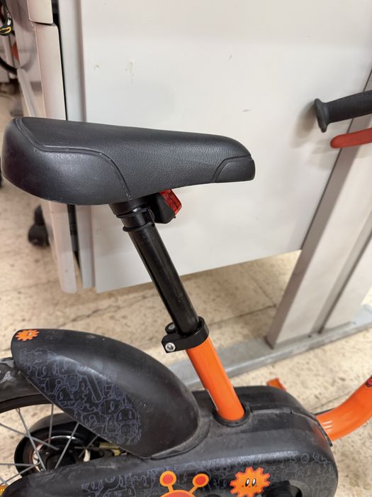 Bicileta ajustavel ao tamanho da crianca