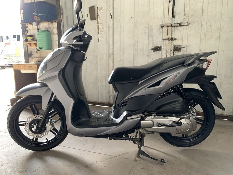 Продам скутер SYM150 SR