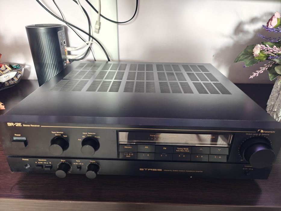 Amplituner stereo Nakamichi SR 2E