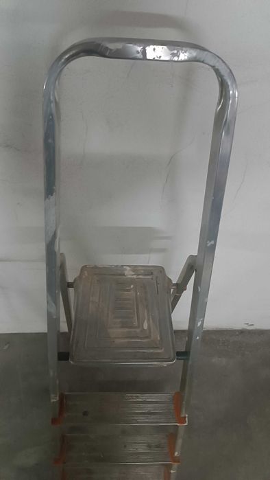Escadote alumínio