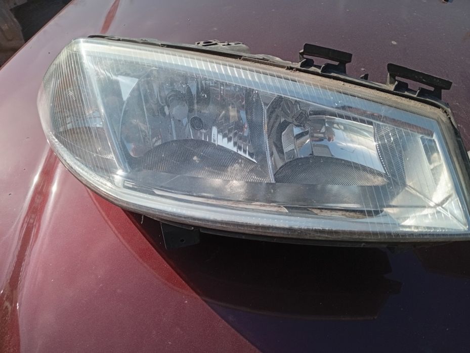Renault megan 2 lampy przod lewa/prawa