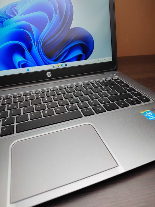 LAPTOP PREMIUM | EliteBook Folio 1040 G2 | i7 | 8GB | 256SSD | Win11