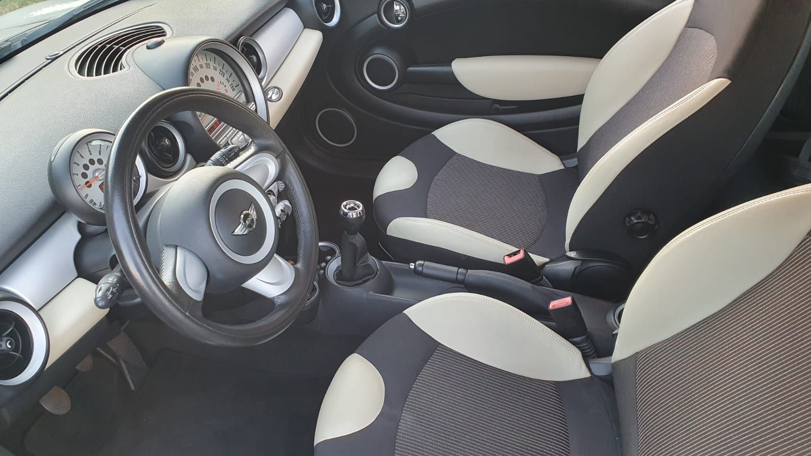 Mini Cooper. Tylko 90 tys km przebieg. Szwajcar. 1.6 B. Bmw. Jak nowy.