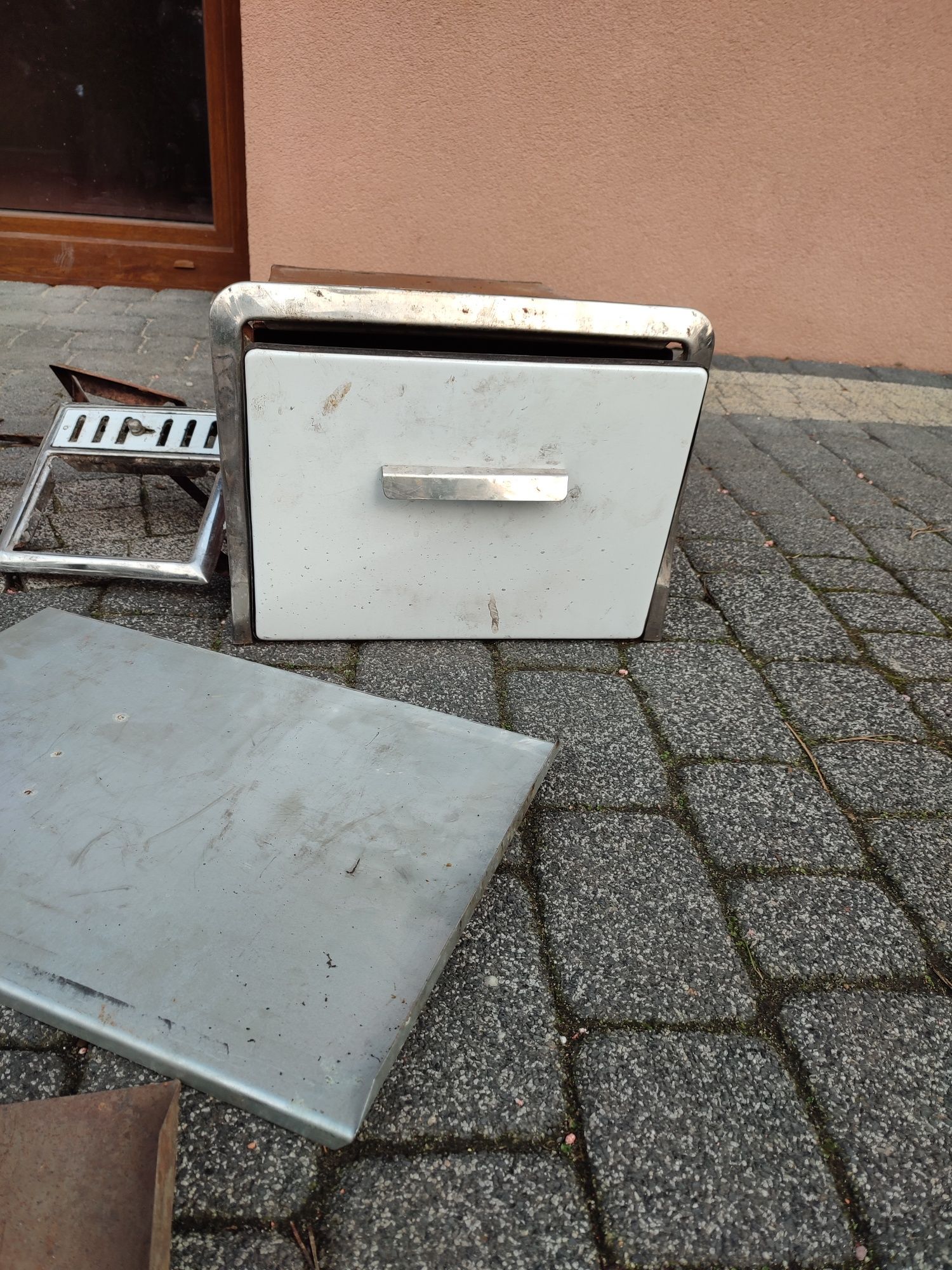 Stara kuchnia węglowa, komplety elementów