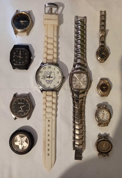 Часы кварцевые наручные