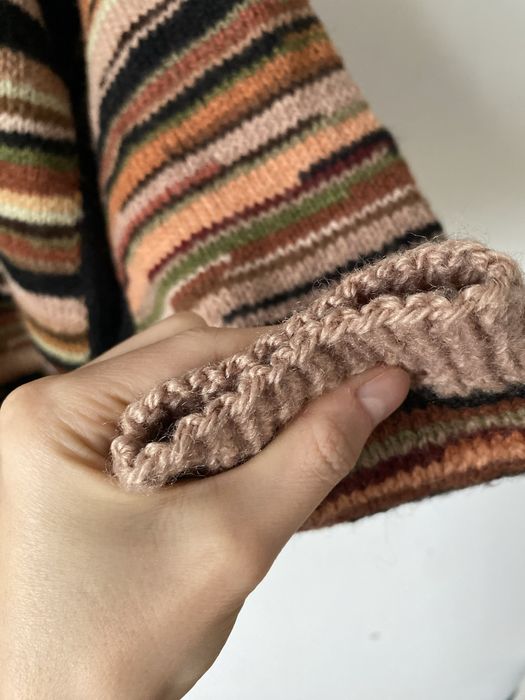 Wełniany sweter handmade pasy oversize
