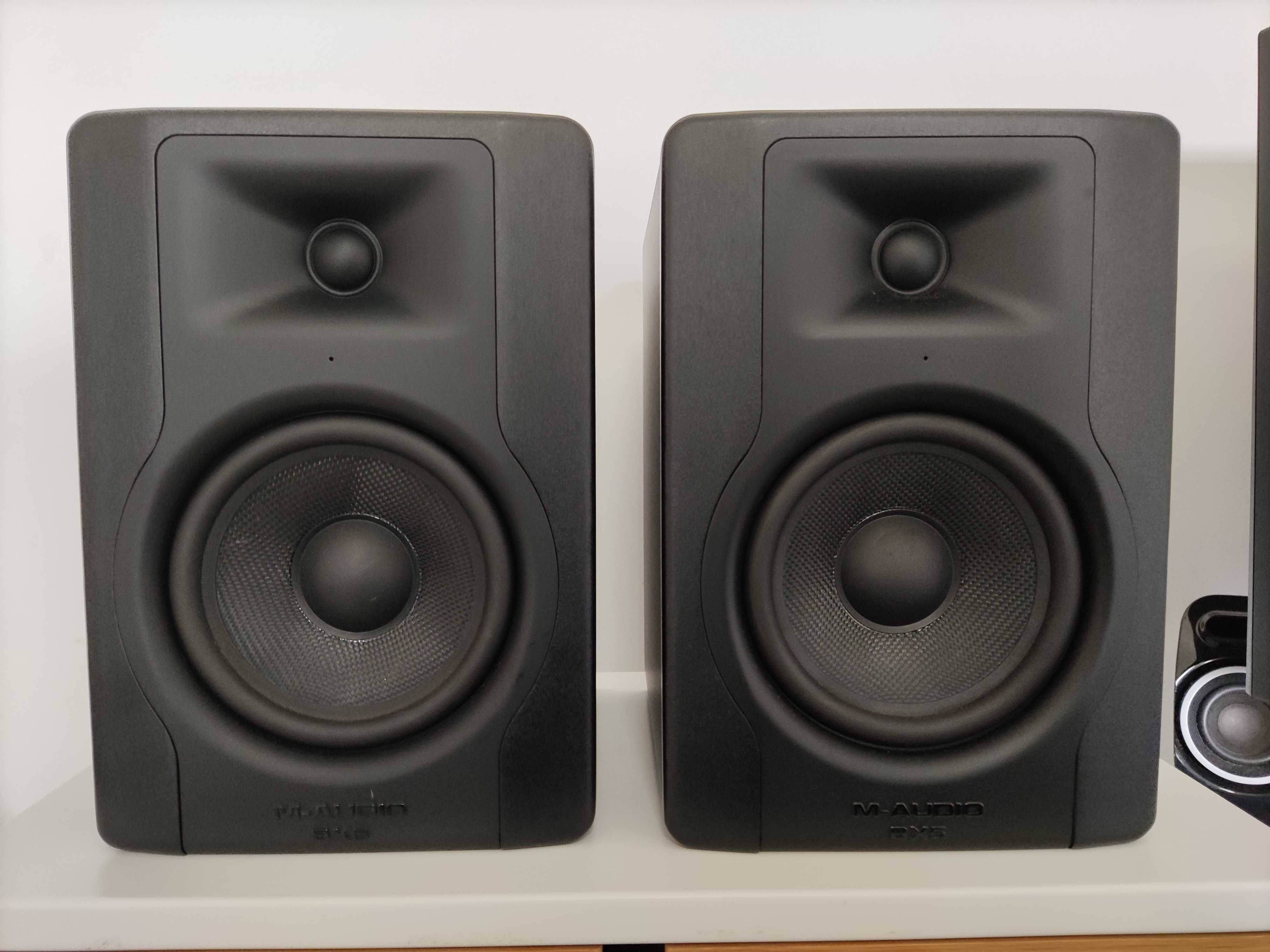 Monitores de Estúdio M-Audio BX5 D3