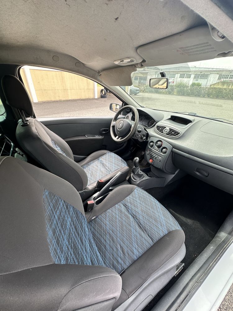 Renault clio comercial