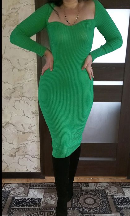 Плаття. Різні фасони..