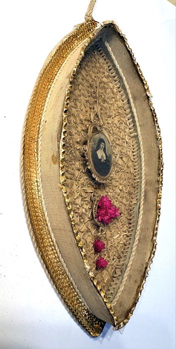 Lindo antigo registo com imagem de Santa Margarida Maria de Alacoque