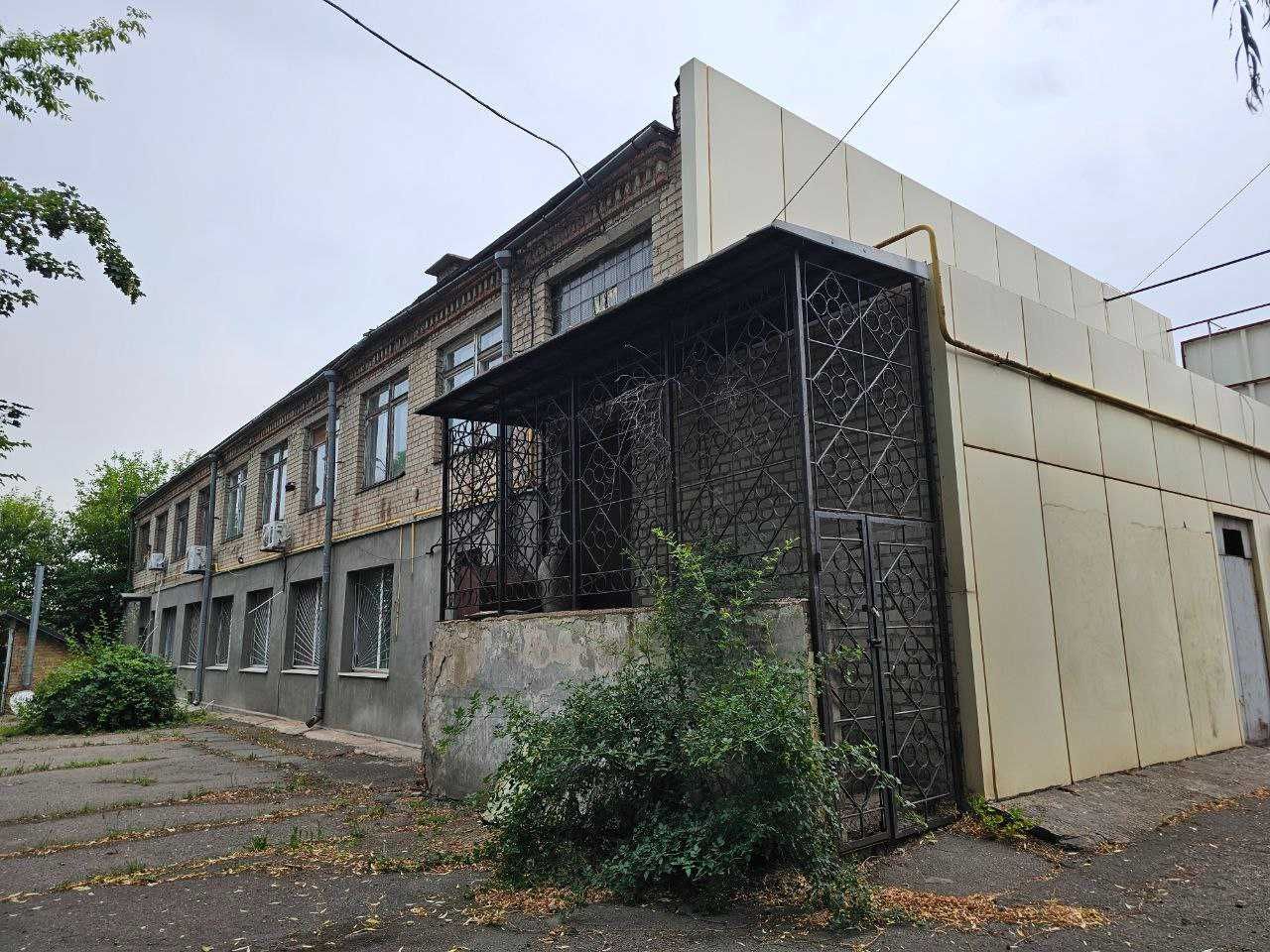 Продаётся помещение 380 кв.м. на Карачунах, ул. Бахчисарайская